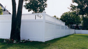 Montauk White Vinyl Fence