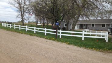 2 Rail White Vinyl Fence