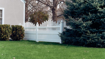 Dawson Vinyl Fence