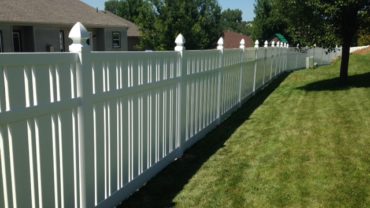 Kensington 6' Vinyl Fence with Gothic Caps