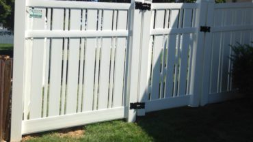 Kensington Vinyl Fence with Gothic Caps