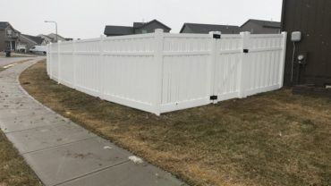 Kensington Vinyl Fence with Gothic Caps and Gate