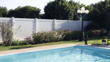 Lakeland Vinyl Privacy Fence