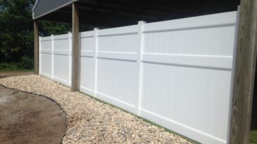 Lakeland 8' Vinyl Fence