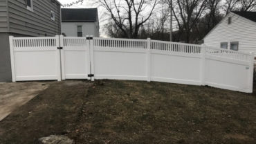 Montauk Vinyl Fence