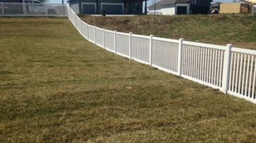 Pacific 4' Vinyl Fence