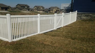 Pacific 4' Vinyl Fence