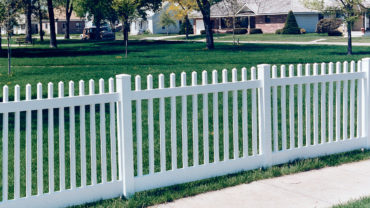 Sacramento White Vinyl Fence