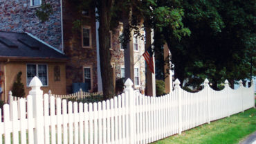 Springfield Vinyl Fence