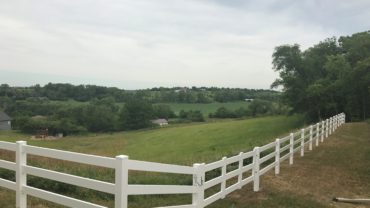 3 Rail White Gate
