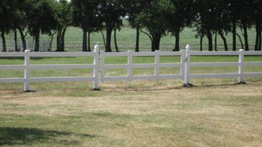 3 Rail Single Gate White Vinyl