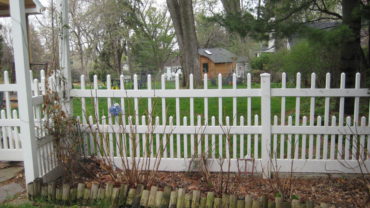 Brighton White Vinyl Fence