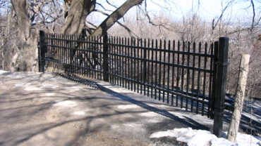 Aluminum Entry Gate