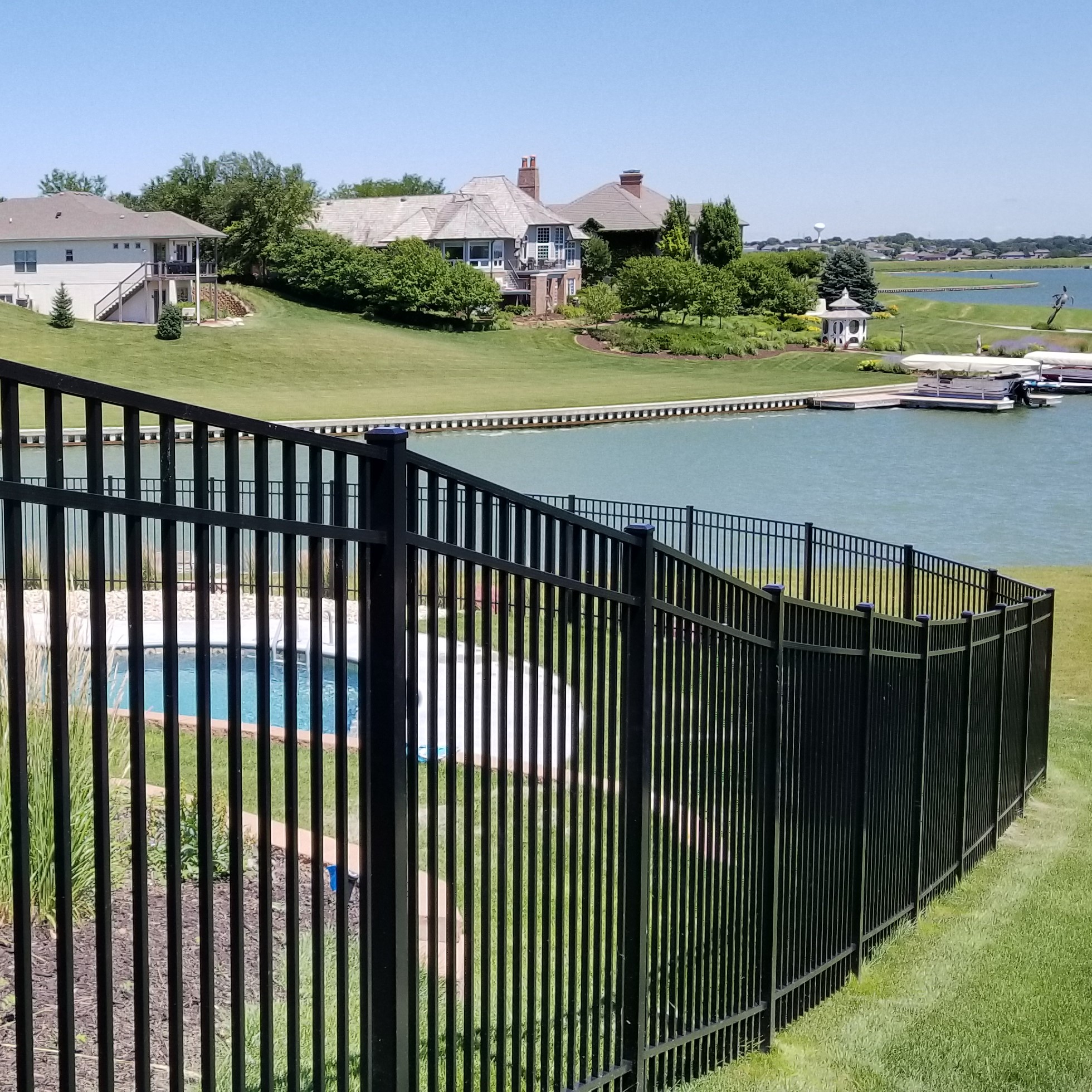 Aluminum & Railing Acreage Fences